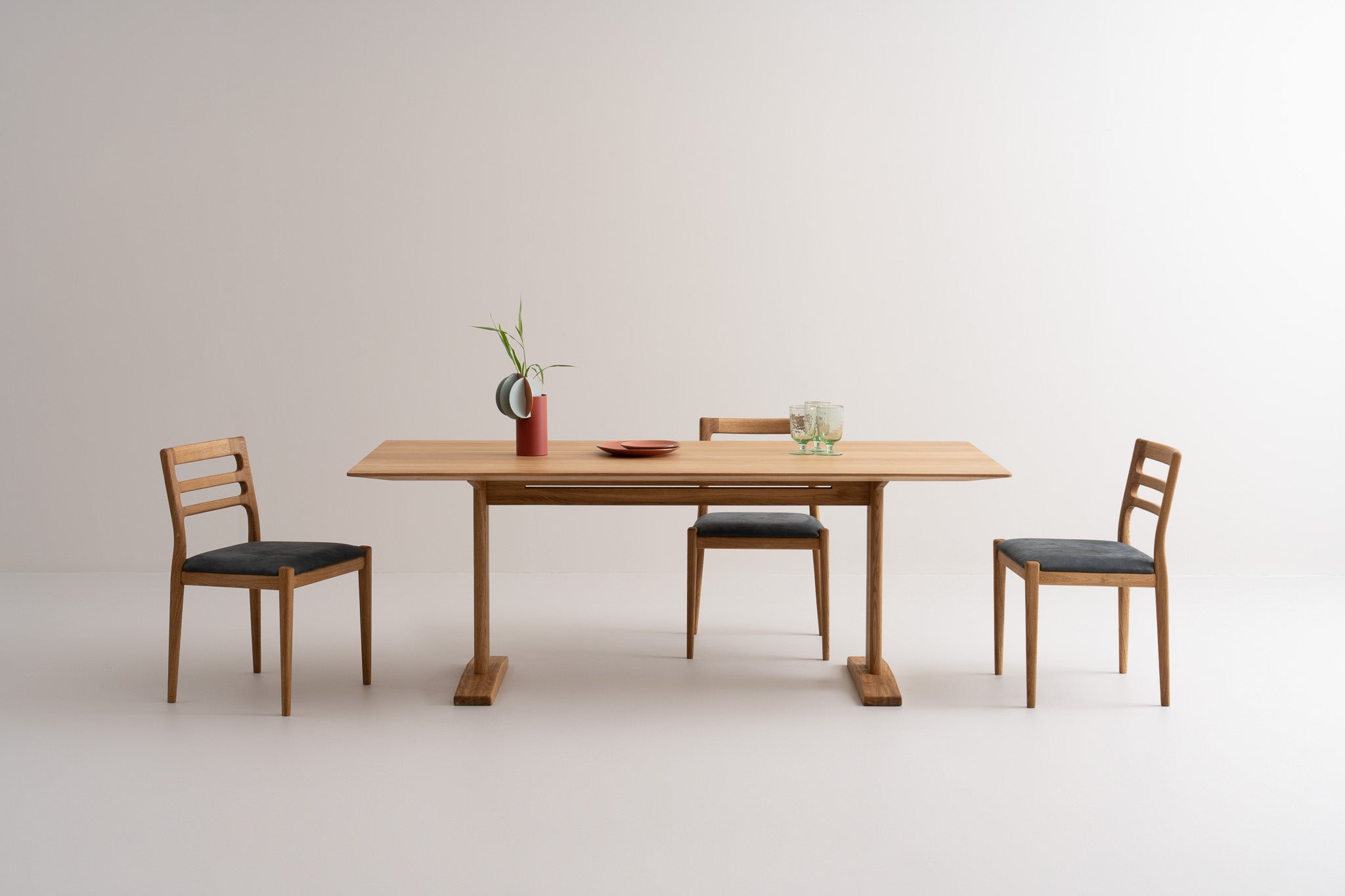 KAT | Esstisch image 33