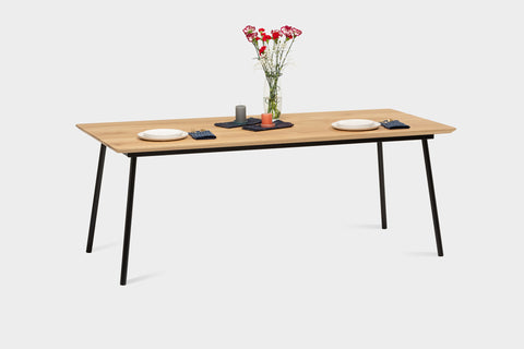 MARTA | Tisch aus Eiche | 220 x 100 x 3 cm | B34 Lagerbestand