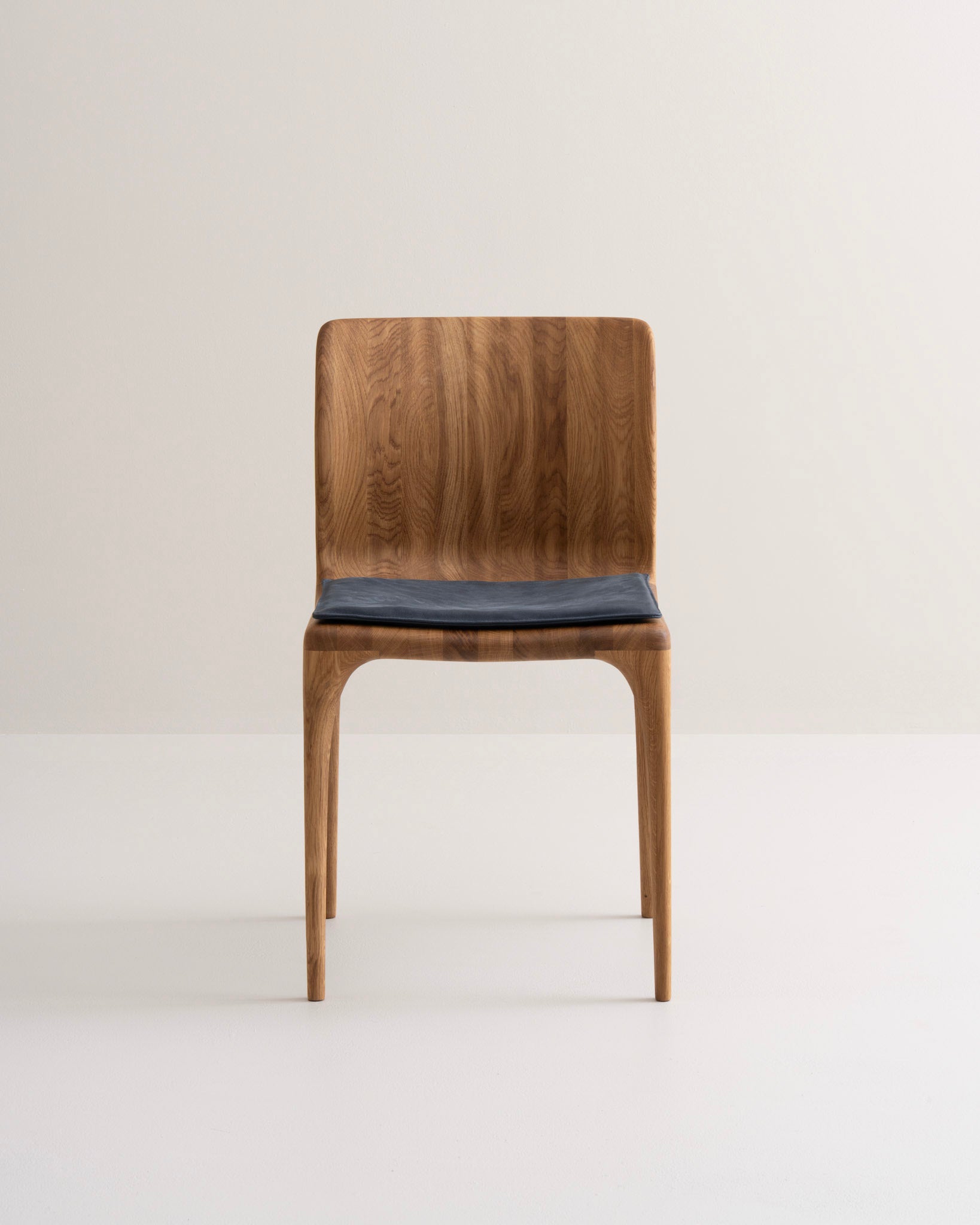 LÜNA | Stuhl image 35