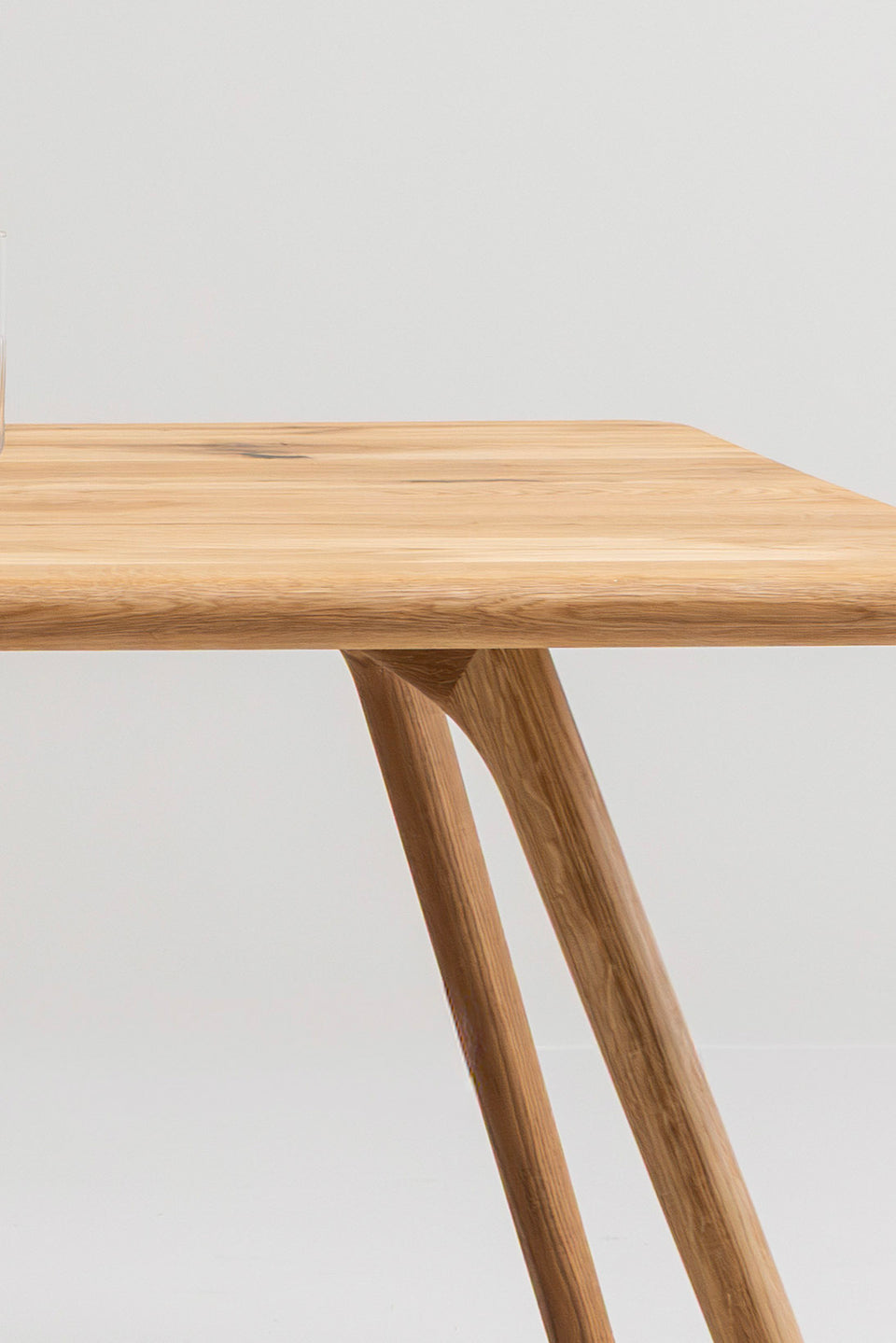 Skandinavische Klarheit trifft auf solides Handwerk.