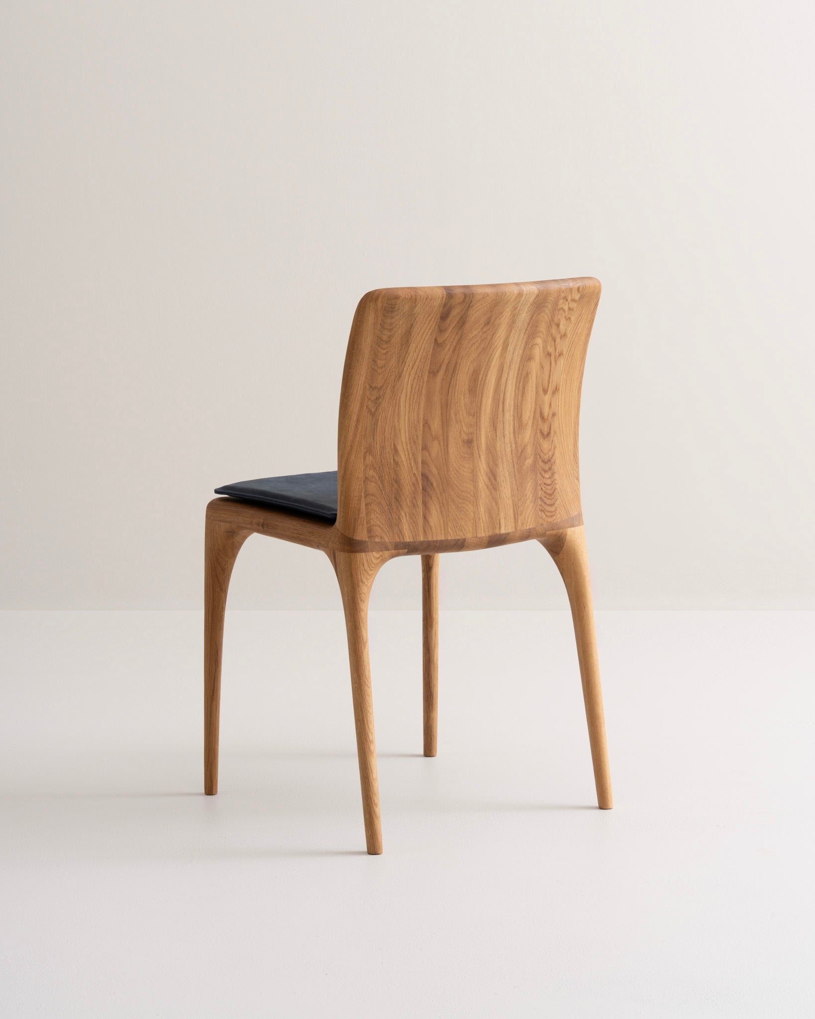 LÜNA | Stuhl image 31
