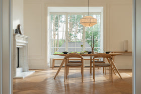 TAVI | Esstisch image 17