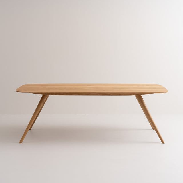 TAVI | Esstisch image 1