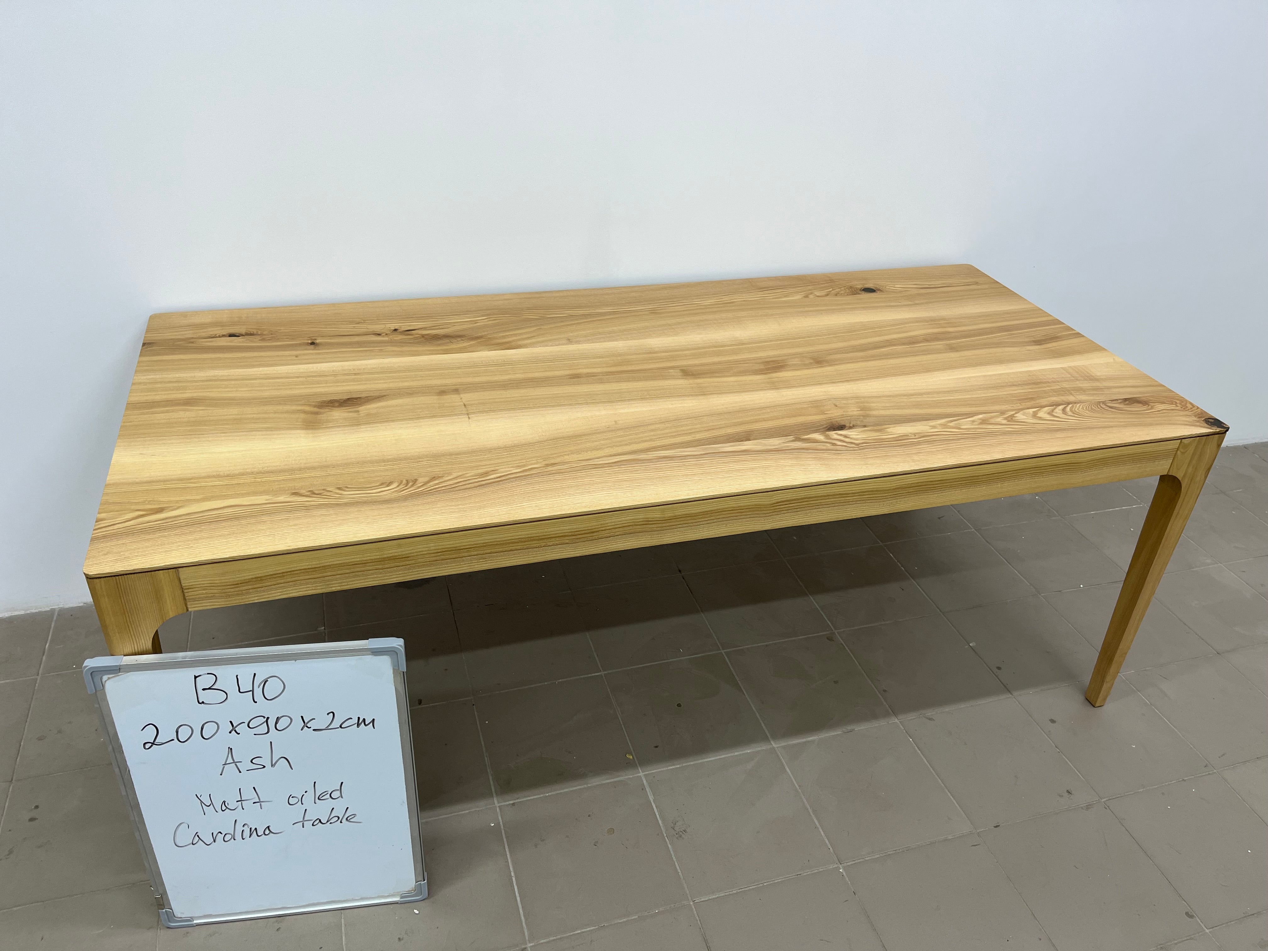 CAROLINA | Tisch aus Esche | 200 x 90 x 2 cm | B40 Lagerbestand