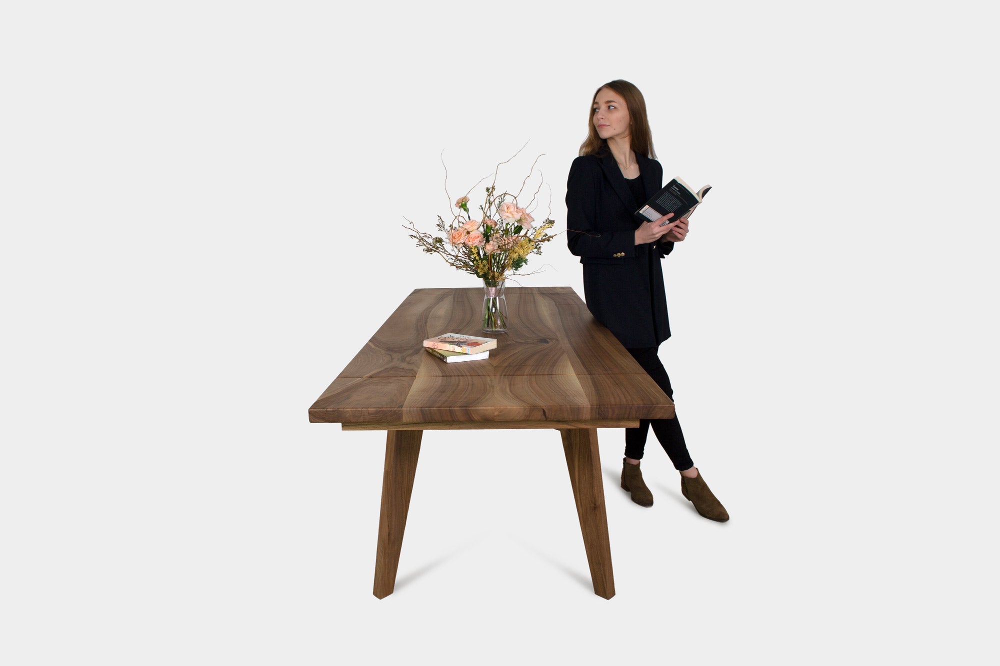 Extendable Dining Table In Oak Or Walnut | AMBER Extendable-Hardman Design